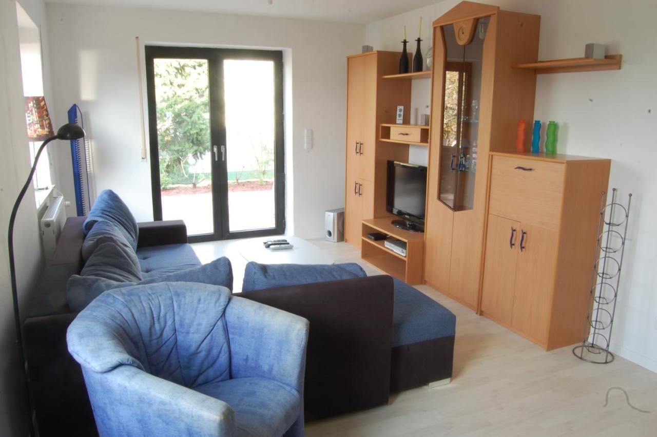 Wohnung Mit Kamin Terrasse Und Grill In Der Naehe Von Nuernberg Burgthann Exterior photo