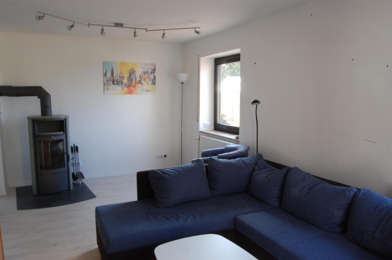 Wohnung Mit Kamin Terrasse Und Grill In Der Naehe Von Nuernberg Burgthann Exterior photo